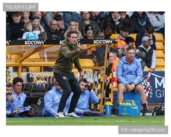 知名教练因公开批评英超官方用球赞助商，面临联赛官方调查